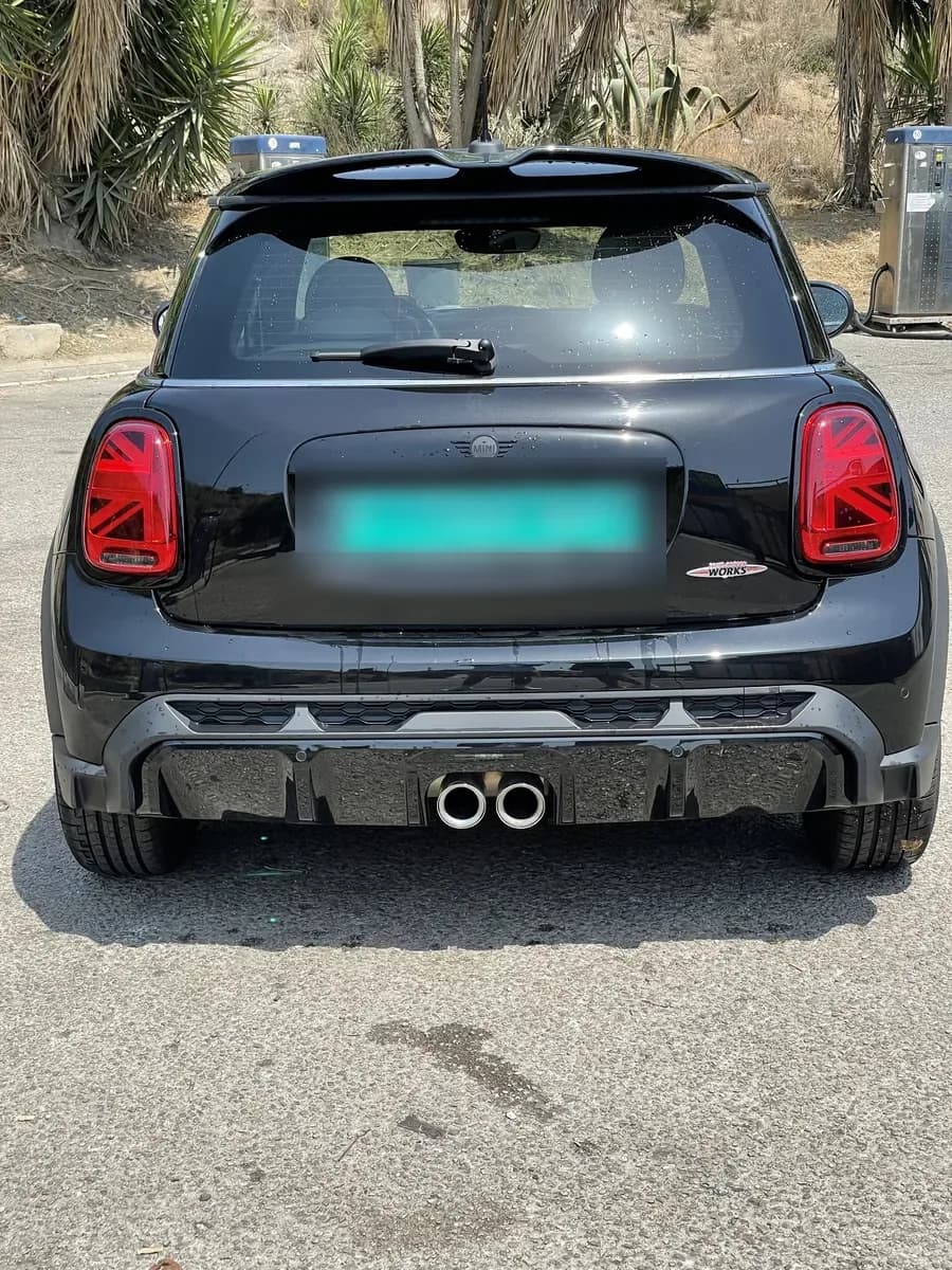 MINI John Cooper Works con matrícula de exportación alemana